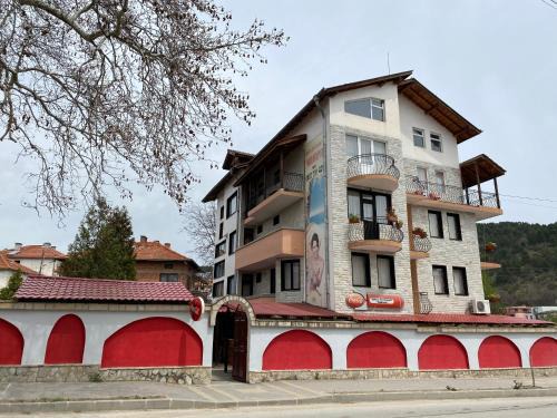Ognyanovo Hotel | Hotel Chinara