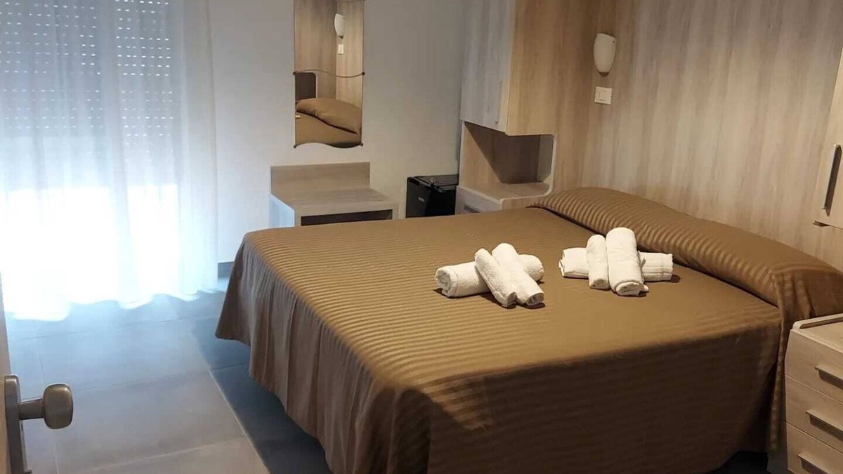 Cagnona Hotel | Hotel Concorde* directly on the sea with breakfast included