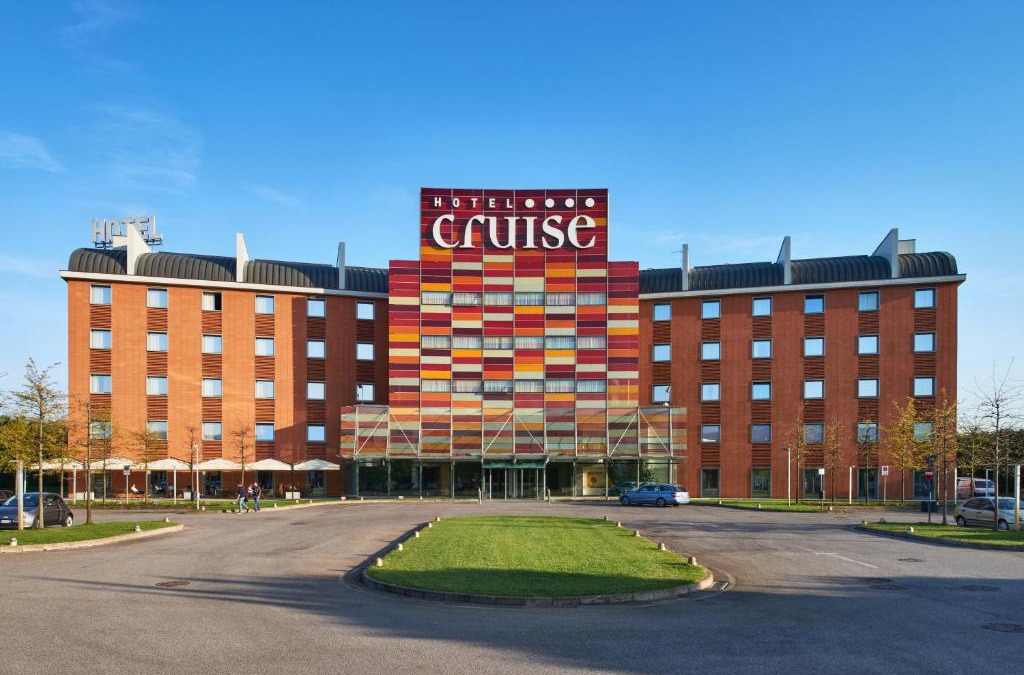 Montano Lucino Hotel | Hotel Cruise