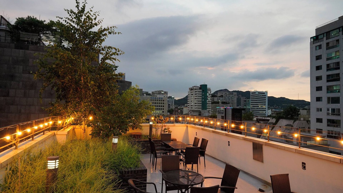 Ikseon-dong Hanok Village House | Hotel Dada Insadong