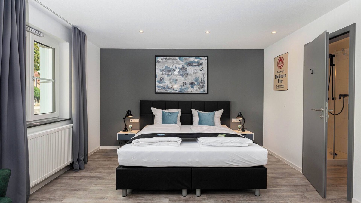 Spaichingen Bed & Breakfast | Hotel Das Q Spaichingen