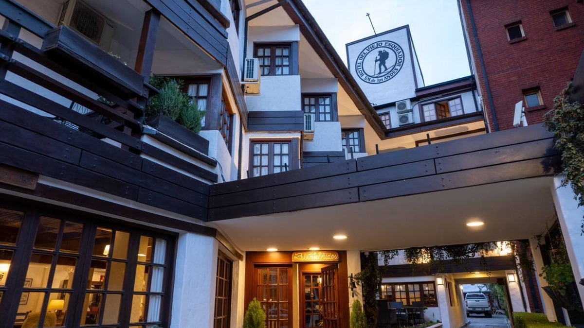 Lanin National Park Hotel | HOTEL DEL VIEJO ESQUIADOR