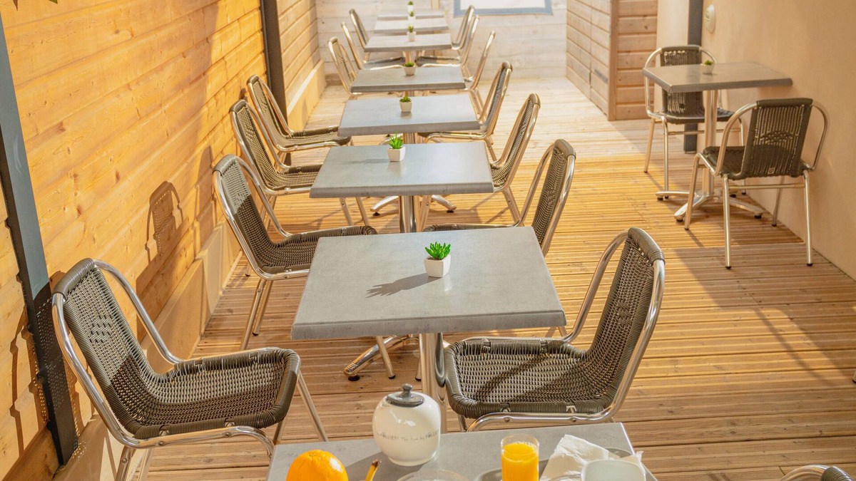 Gruissan Plage Hotel | Hotel de la Plage