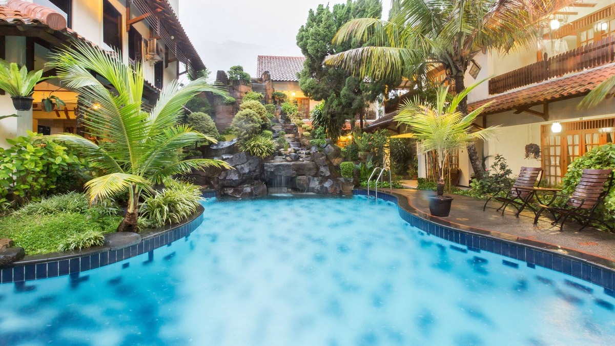 Prawirotaman Hotel | Hotel dengan nuansa taman yang alami