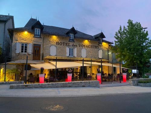 Le Rouget Hotel | Hotel Des Voyageurs