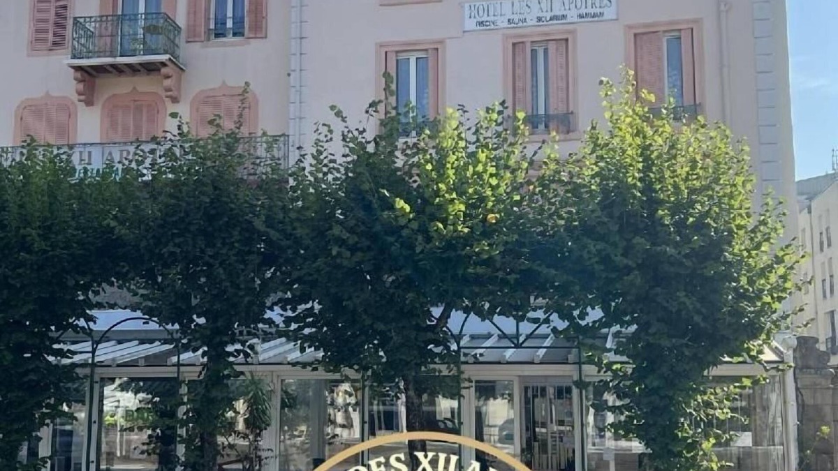 Contrexeville Hotel | Hotel des XII Apôtres