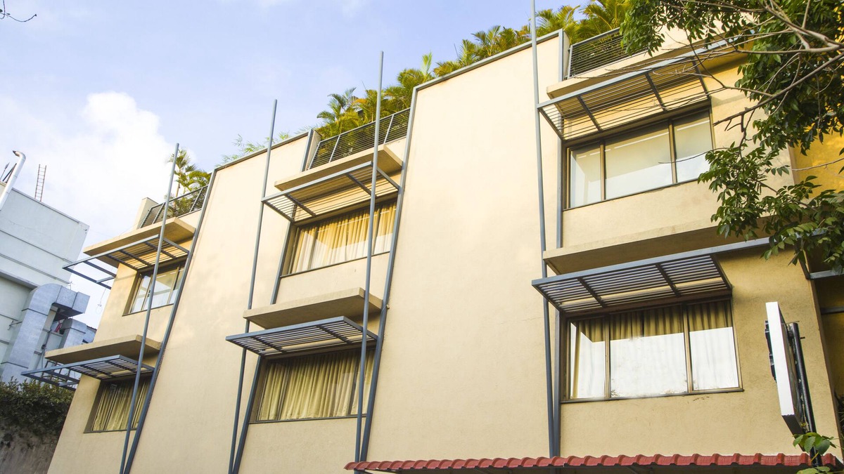 Velachery Hotel | Hotel Dhans