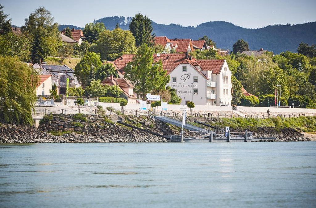Emmersdorf an der Donau Hotel | Hotel Donauhof