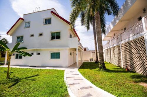 Colonia Adolfo Lopez Mateos Hotel | Hotel Dos Mundos, Isla Cozumel