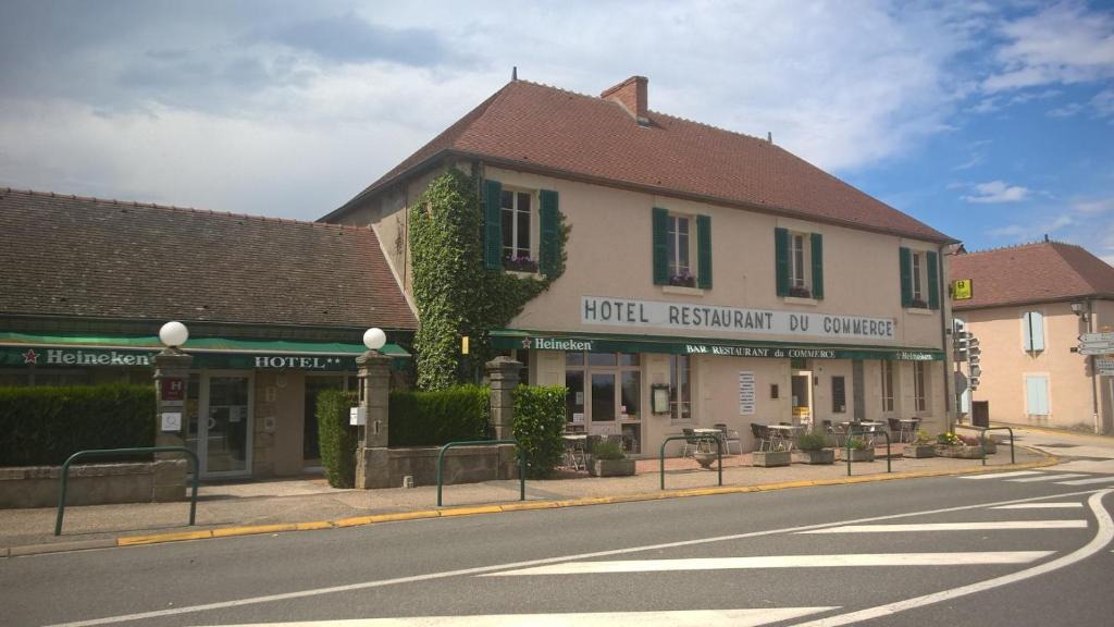 Tronget Hotel | Hotel du Commerce