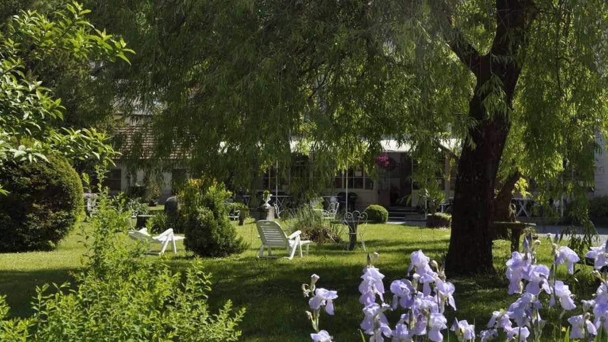Faverges-Seythenex Hotel | Hotel du Parc - Manoir du Baron Blanc