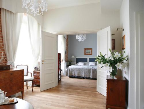 Pradnik Bialy Hotel | Hotel Dwór Kościuszko