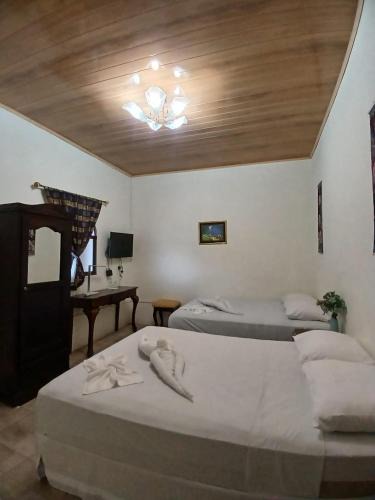 Mombacho Volcano Nature Reserve Hotel | Hotel El Internacional