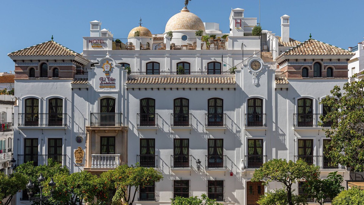 Historic Center of Estepona Hotel | Hotel El Pilar Andalucia