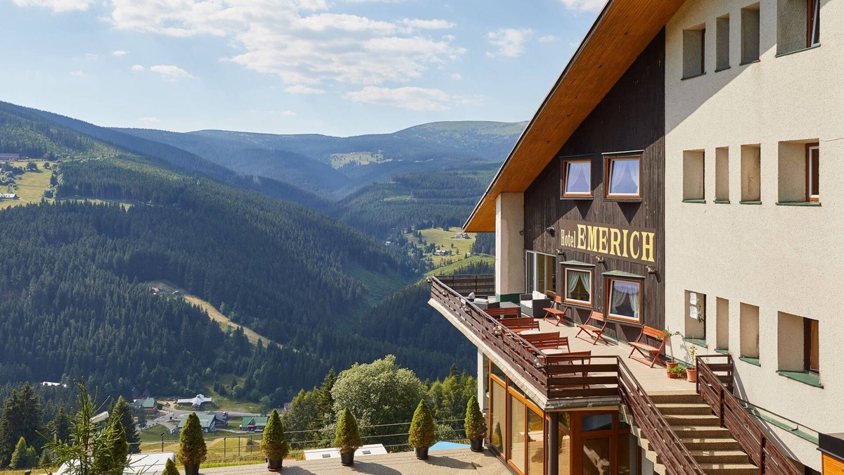 Pec pod Snezkou Hotel | Hotel Emerich
