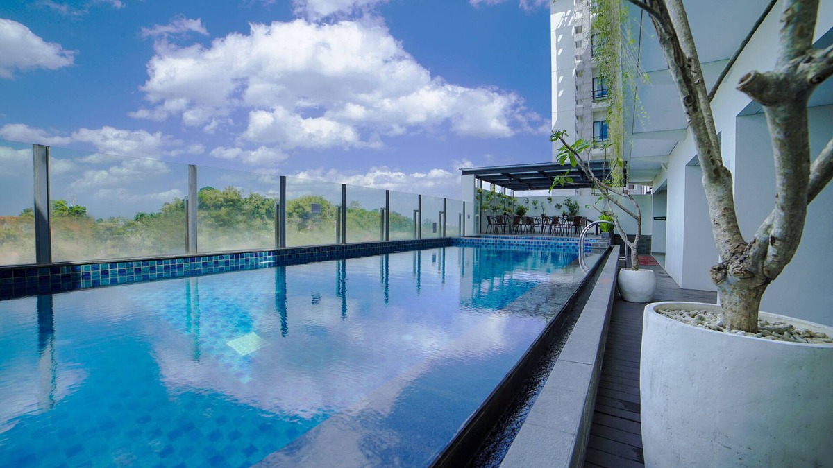 Jember Hotel | Hotel FortunaGrande Jember