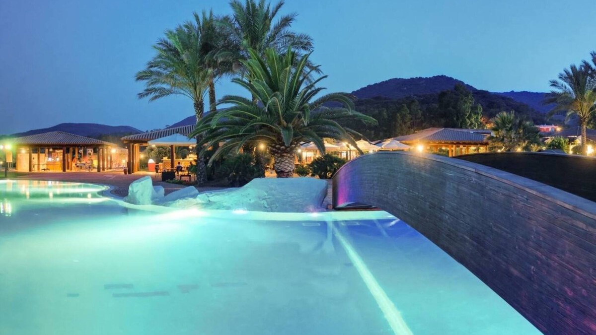 Cala Sinzias Hotel | Hotel Garden Beach