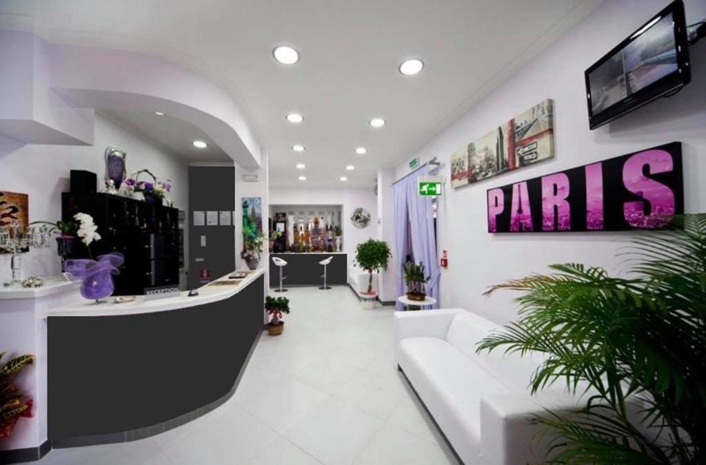 Qualiano Hotel | Hotel Glamour