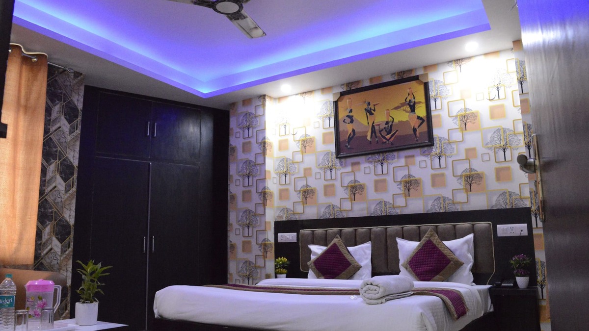 Mahipalpur Bed & Breakfast | Hotel GLOBAL STAY Near Delhi Airport