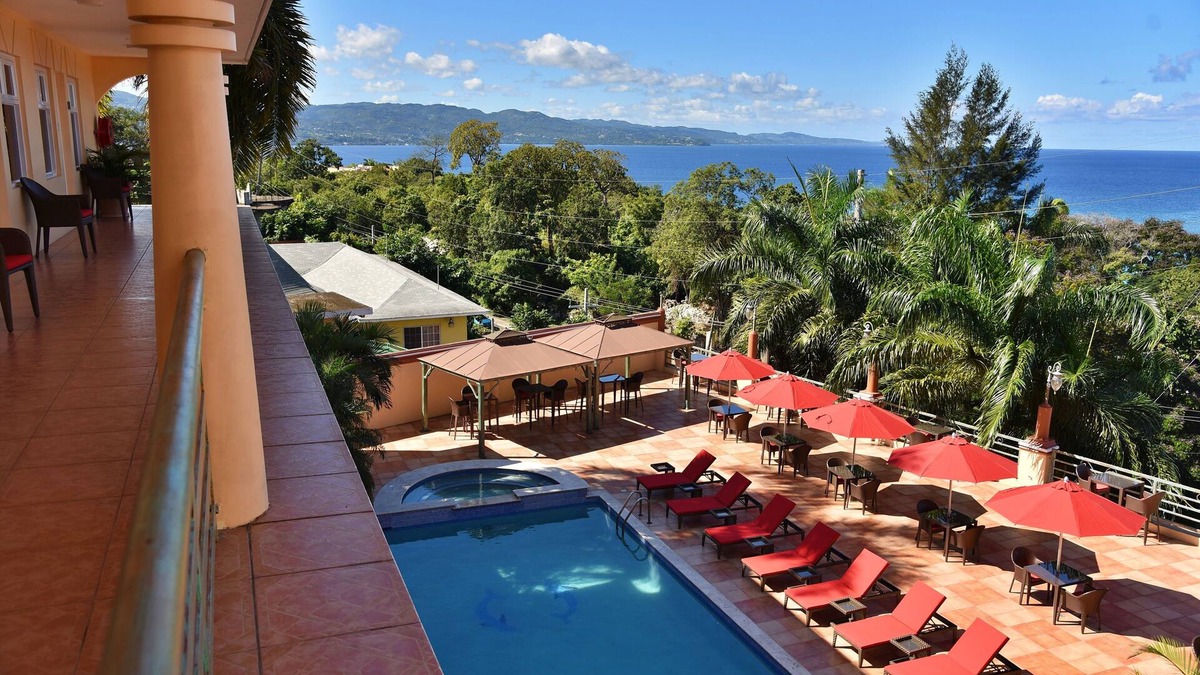Montego Bay Hotel | Hotel Grand A View