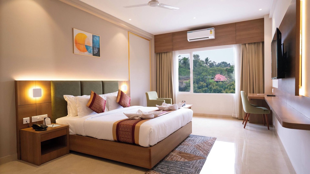 Changanacherry Hotel | Hotel Grand Ajantha