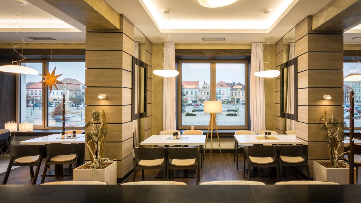 Caslav Hotel | Hotel GRAND