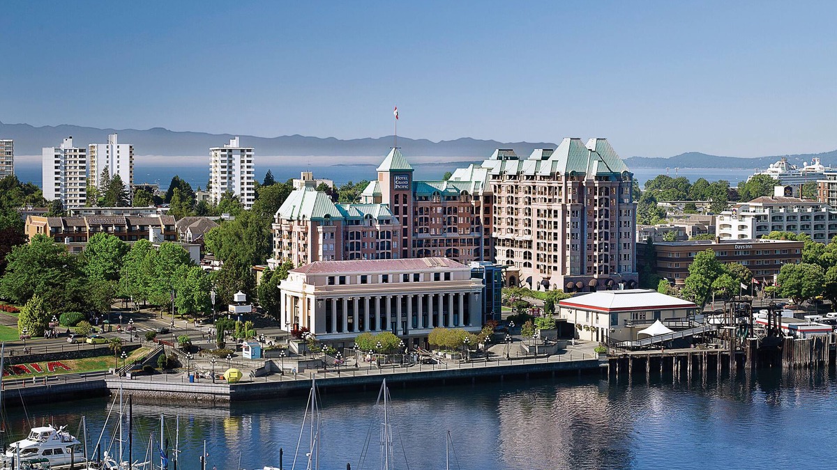 Inner Harbour Hotel | Hotel Grand Pacific