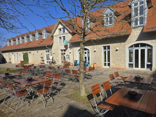 Heuchelhof Hotel | Hotel Grenzenlos im Alten Gut