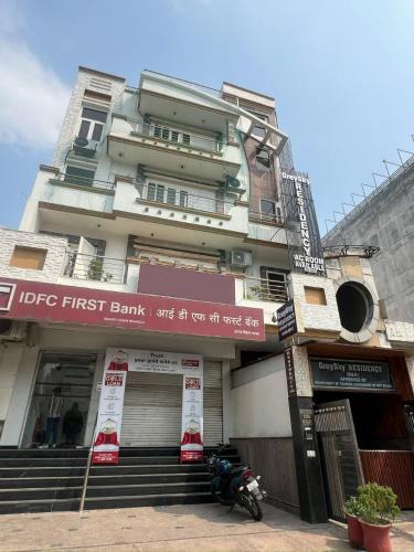 Anand Vihar Hotel | Hotel GreySky Residency