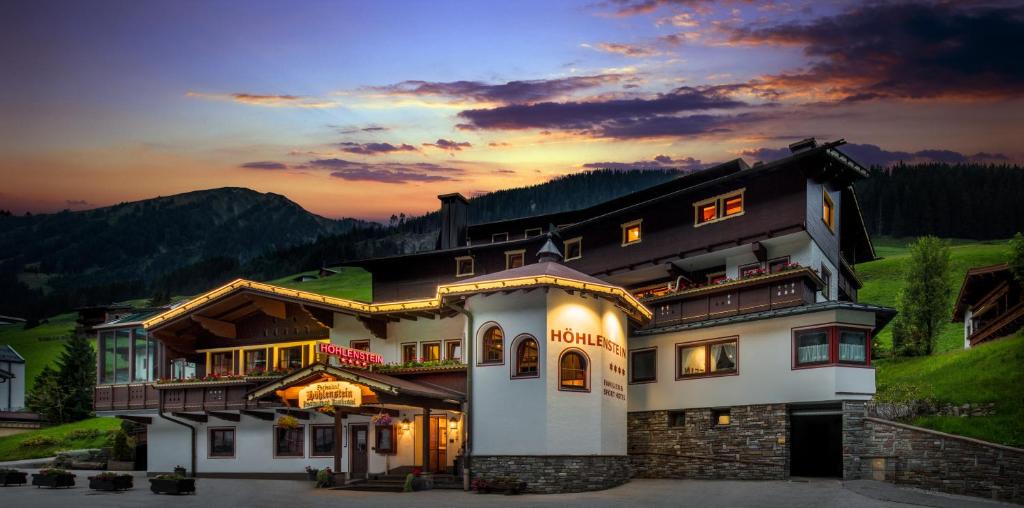 Juns Hotel | Hotel Höhlenstein