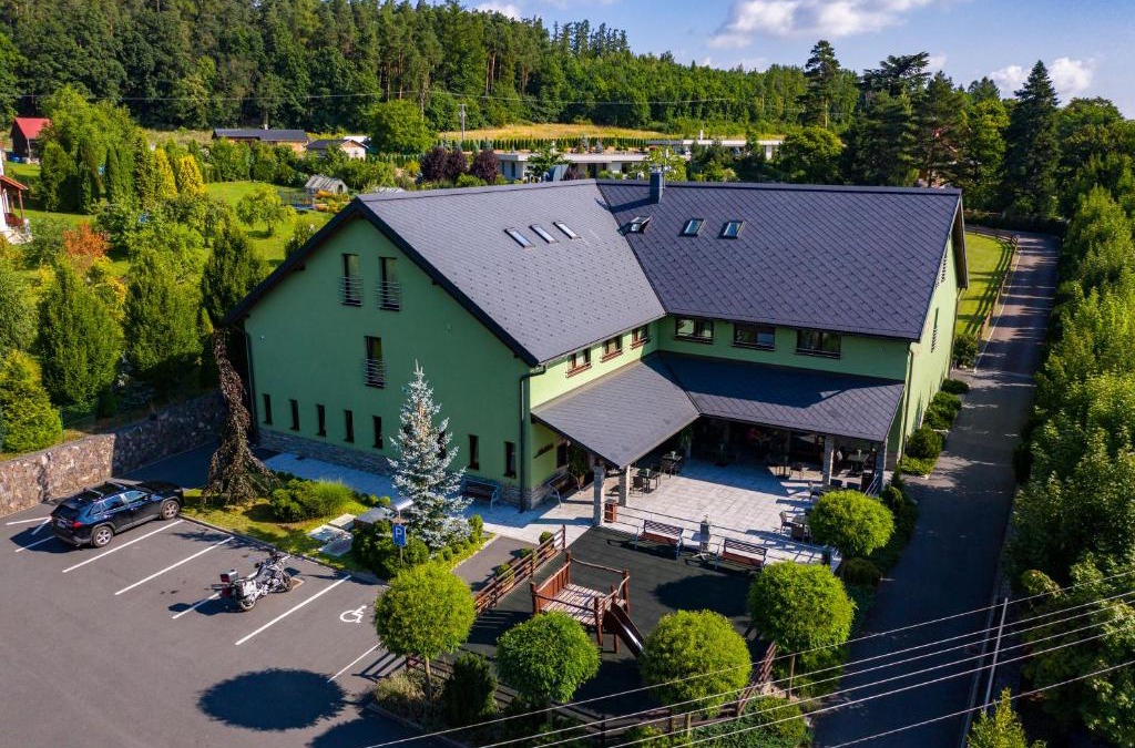 Krnov Hotel | Hotel Hermes