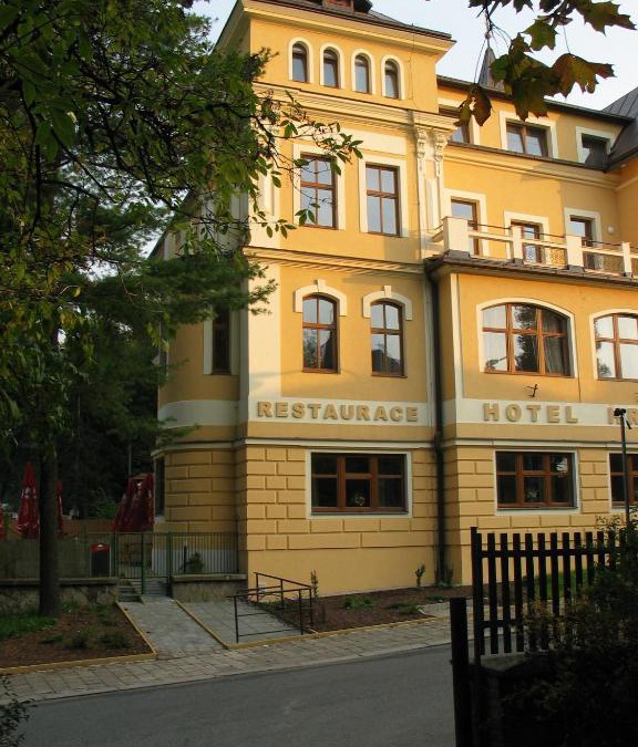 Nachod Hotel | Hotel Hron