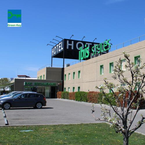 Lleida Hotel | Hotel Ibis Styles Lleida Torrefarrera