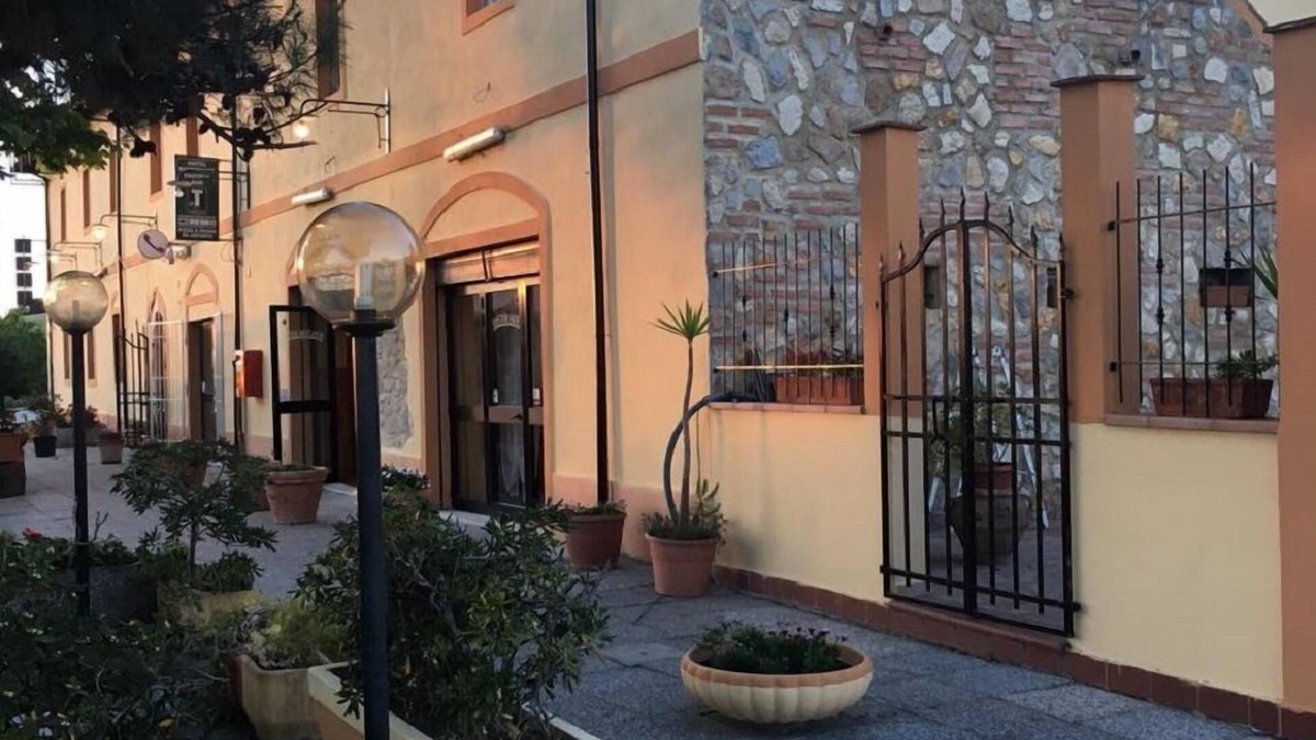 Castellina Marittima Hotel | Hotel il Malandrone