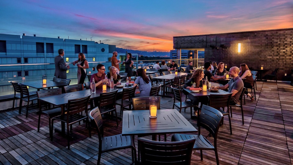 South Oakland Hotel | Hotel Indigo Pittsburgh University-Oakland by IHG