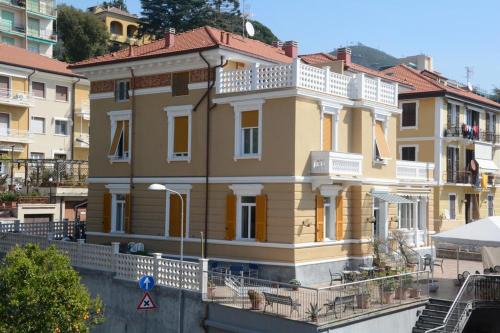 Varazze Hotel | Hotel Ines