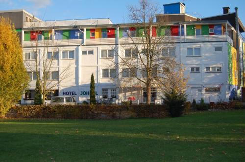 Hennef Hotel | Hotel Johnel