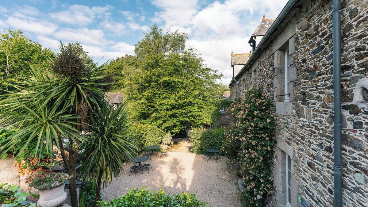 Minihy-Treguier Hotel | Hotel Kastell Dinec'h