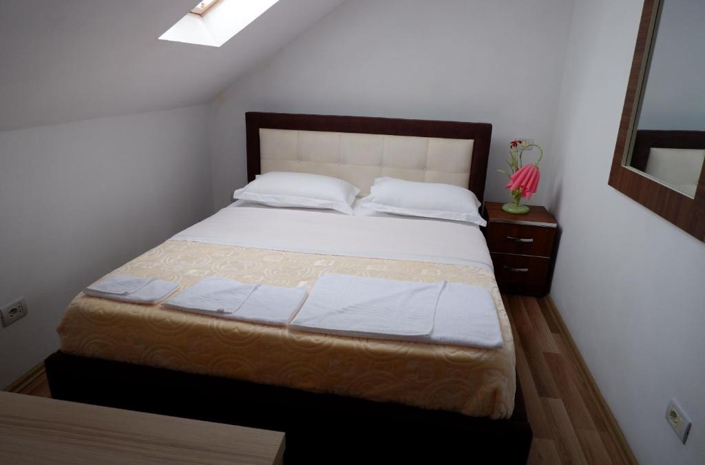 Bajram Curri Apartment | Hotel Kings Apartments
