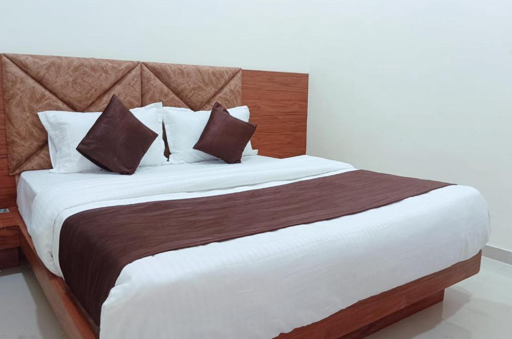 Anand Hotel | hotel kings villa