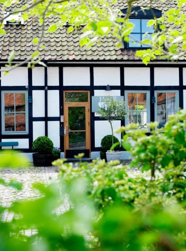 Simrishamn Hotel | Hotel Kockska Gården