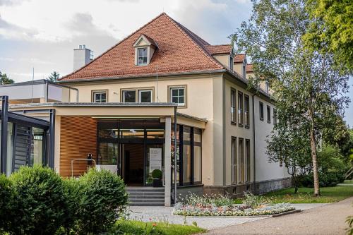 Bad Bocklet Hotel | Hotel Kurhaus Bad Bocklet