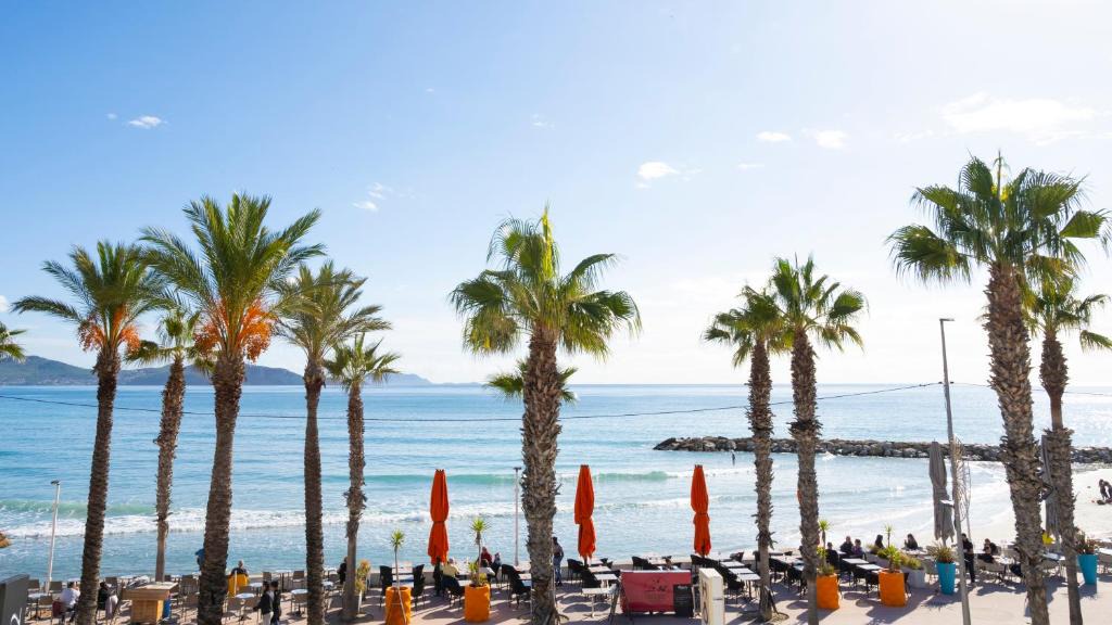 La Ciotat Apartment | Hotel La Ciotat - A deux pas de l'eau