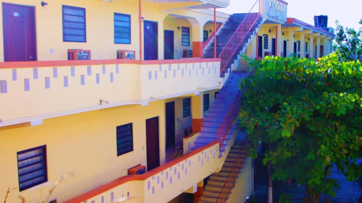 Les Cayes Hotel | Hotel Le Meridien