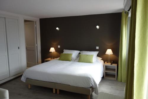 Saint-Vallier-de-Thiey Hotel | Hotel le Préjoly