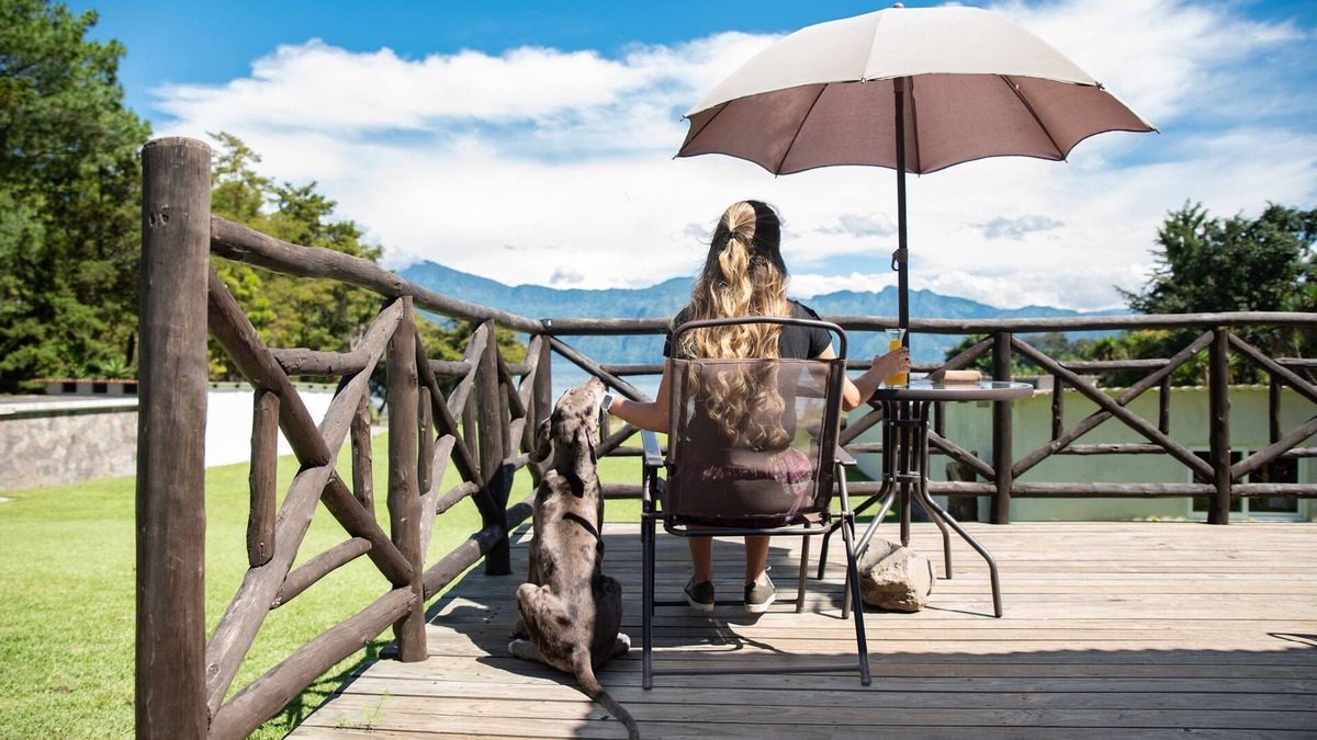 Santiago Atitlan Hotel | Hotel Los Olivos