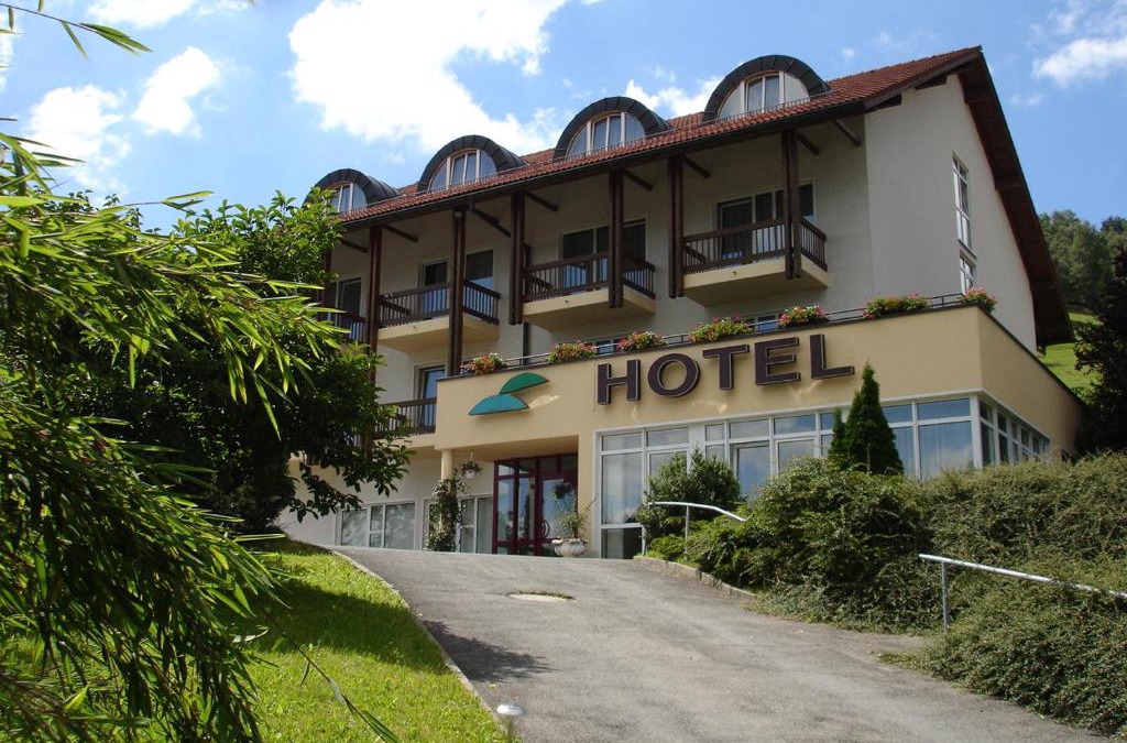 Mengersgereuth-Hammern Hotel | Hotel Mühlbergblick