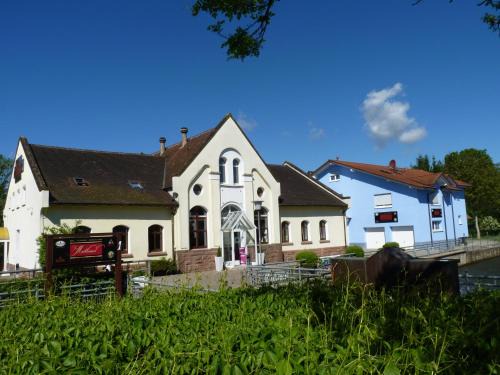 Kenzingen House | Hotel Mühleinsel