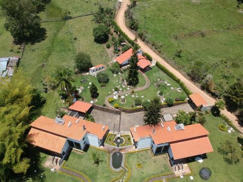 Darien House | Hotel MACA lago calima