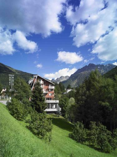 Ponte di Legno Hotel | Hotel Mirella